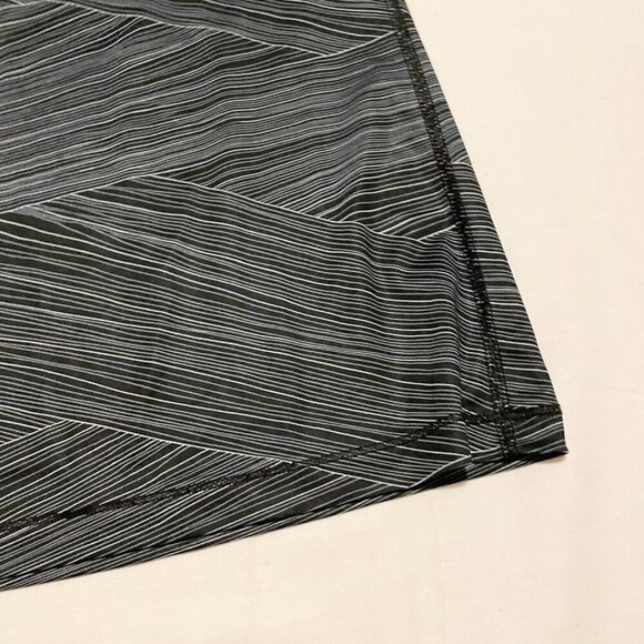 Under Armour Womens Shirt Size Large Heatgear Fitted Tshirt - Picture 8 of 16